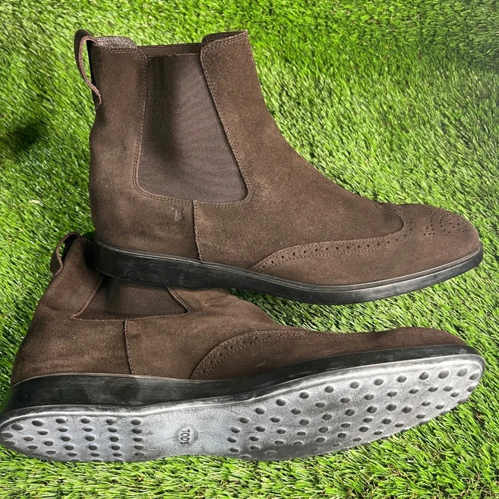 Tod's Men's‎ Suede Chocolate Brown Ankle Chelsea Boots - Size 10 - Made in Italy